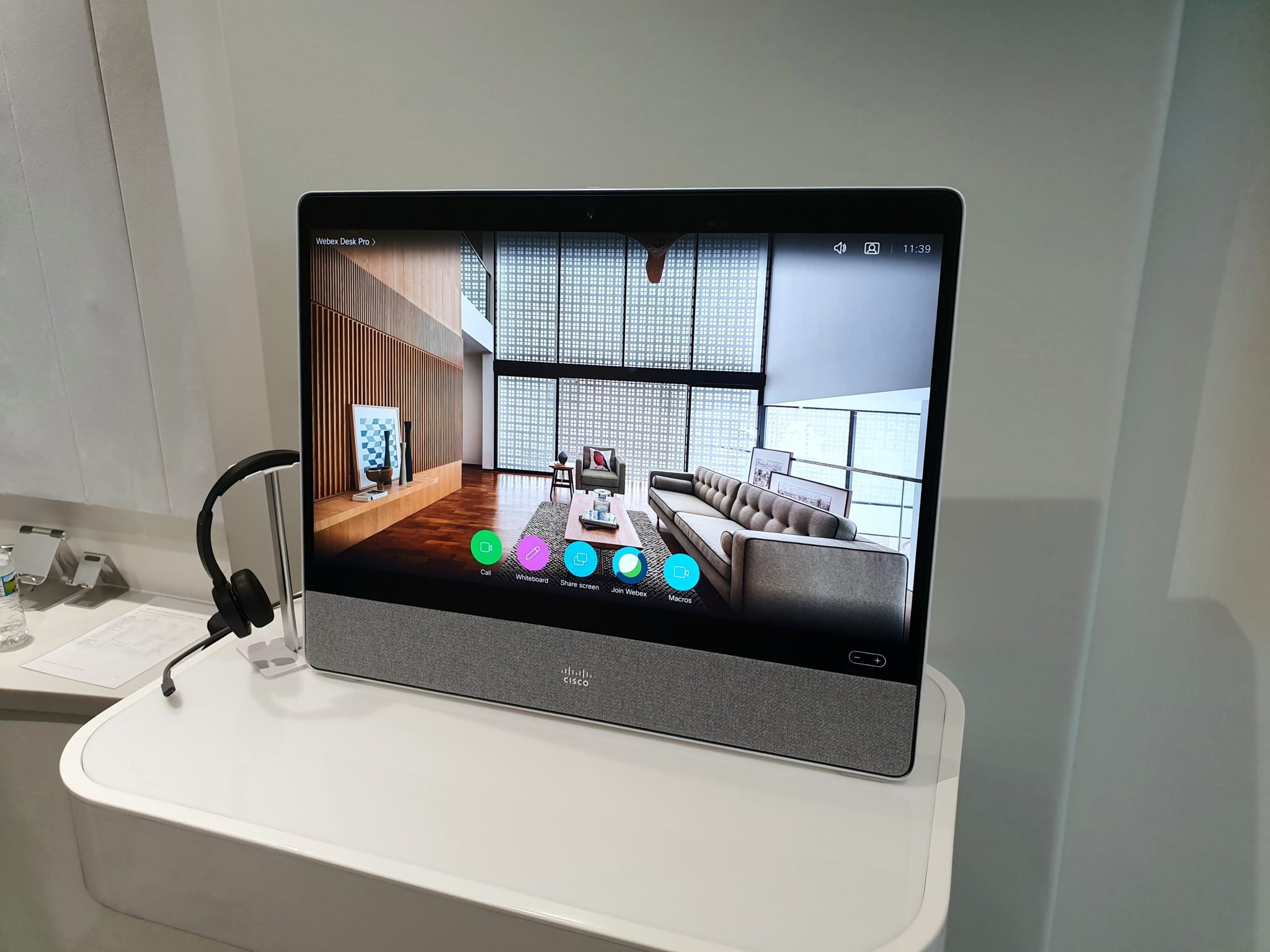 webex desk pro